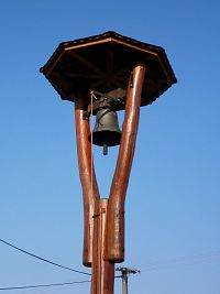 Zvonička proti škole (Vysoká nad Labem)