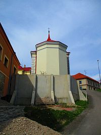 Kaple Nanebevzetí Panny Marie (Prachovice)