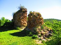 Zřícenina hradu Oparno (Oparno)