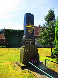 Pomník padlým v 1. světové válce v Suché