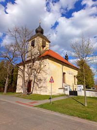 Kostel sv. Jana Nepomuckého (Lány na Důlku)