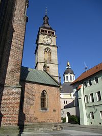 Franušova ulice s Bílou věží (Hradec Králové)