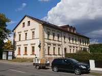 Stará škola v Předměřicích nad Labem