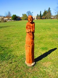 Dřevořezby 12 apoštolů (Všestary)