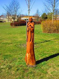 Dřevořezby 12 apoštolů (Všestary)