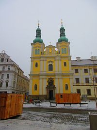 Kostel Nanebevzetí Panny Marie (Hradec Králové)