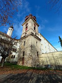 Kostel Povýšení sv. Kříže (Kosmonosy)