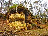 Skalní útvary mezi Mlčení a Harasovem (Kokořínský Důl/Janova Ves)