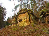 Skalní útvary mezi Mlčení a Harasovem (Kokořínský Důl/Janova Ves)
