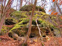 Skalní útvary mezi Mlčení a Harasovem (Kokořínský Důl/Janova Ves)