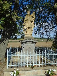 Socha sv. Václava (Petrovice)
