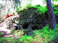 Hradčanské stěny (Ralsko)