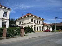 Škola (Mžany)