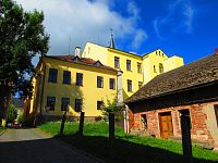 Městská radnice (Lomnice nad Popelkou)