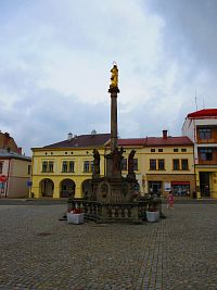 Mariánský sloup (Dobruška)