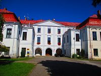 Zámek v Cerekvici nad Bystřicí