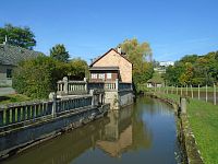 Běluňka (Chvalkovice)