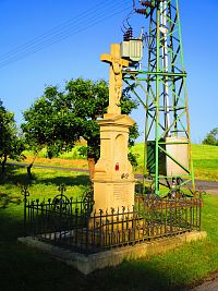 Kříž u cesty od Lužan (Jeřičky)