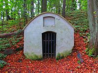 Boží hrob na Křížovém vrchu (Frýdlant)