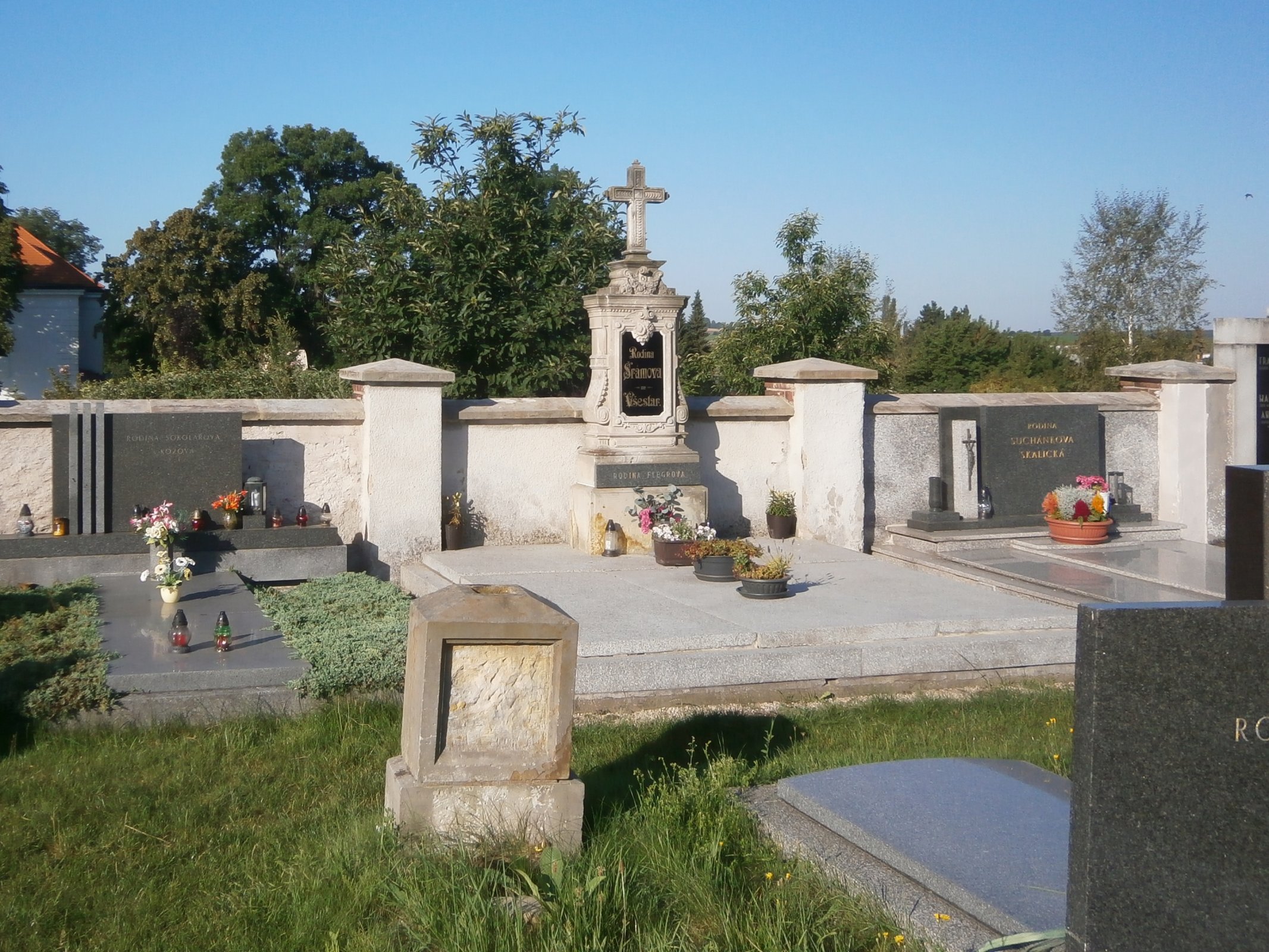 Jak se stal sebevrah František Brzický prvním pohřbeným na hřbitově ve Všestarech