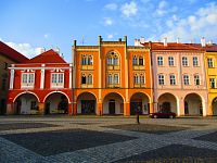 Dům čp. 3 na Valdštejnově náměstí v Jičíně