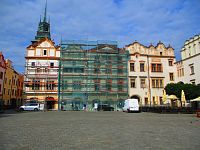 Pernštýnské náměstí čp. 77-80 (Pardubice)