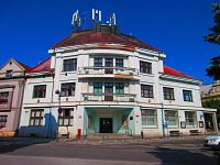 Budova Občanské záložny v Lázních Bělohradě