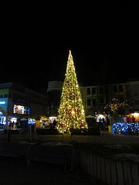 Vánoční výzdoba Popradu v roce 2025