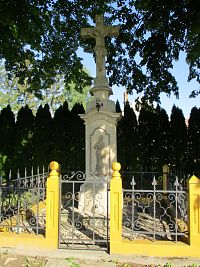 Kříž v sousedství čp. 35 (Sovětice)