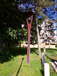 Zvonička ve Lhotě pod Strání (Hradec Králové)