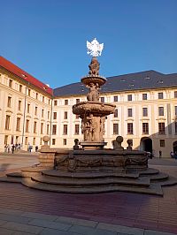 Kohlova kašna na II. nádvoří Pražského hradu (Praha)