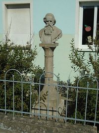 Pomník J. A. Komenského (Dolany)