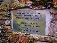 Pamětní deska u pomníku (Brandýs nad Orlicí)