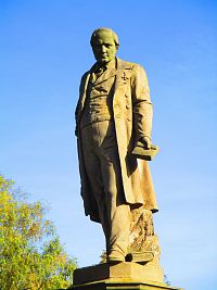 Pomník V. Hanky (Hořiněves)