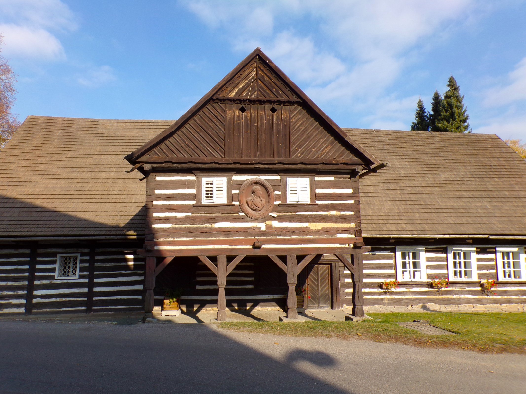 Zřízení pamětní desky Václavu Hankovi v Hořiněvsi