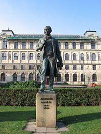 Pomník Antonína Dvořáka (Praha)