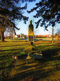 Pomník padlým (Staré Ždánice)