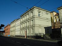 Domy čp. 268-269 v Komenského třídě v Hradci Králové