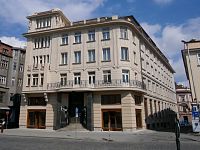 Galerie moderního umění (Hradec Králové)