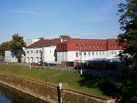 Nábřeží U Přívozu čp. 330 (bývalá jatka, Hradec Králové)