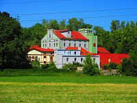 Areál Družstevních závodů (Dražice)