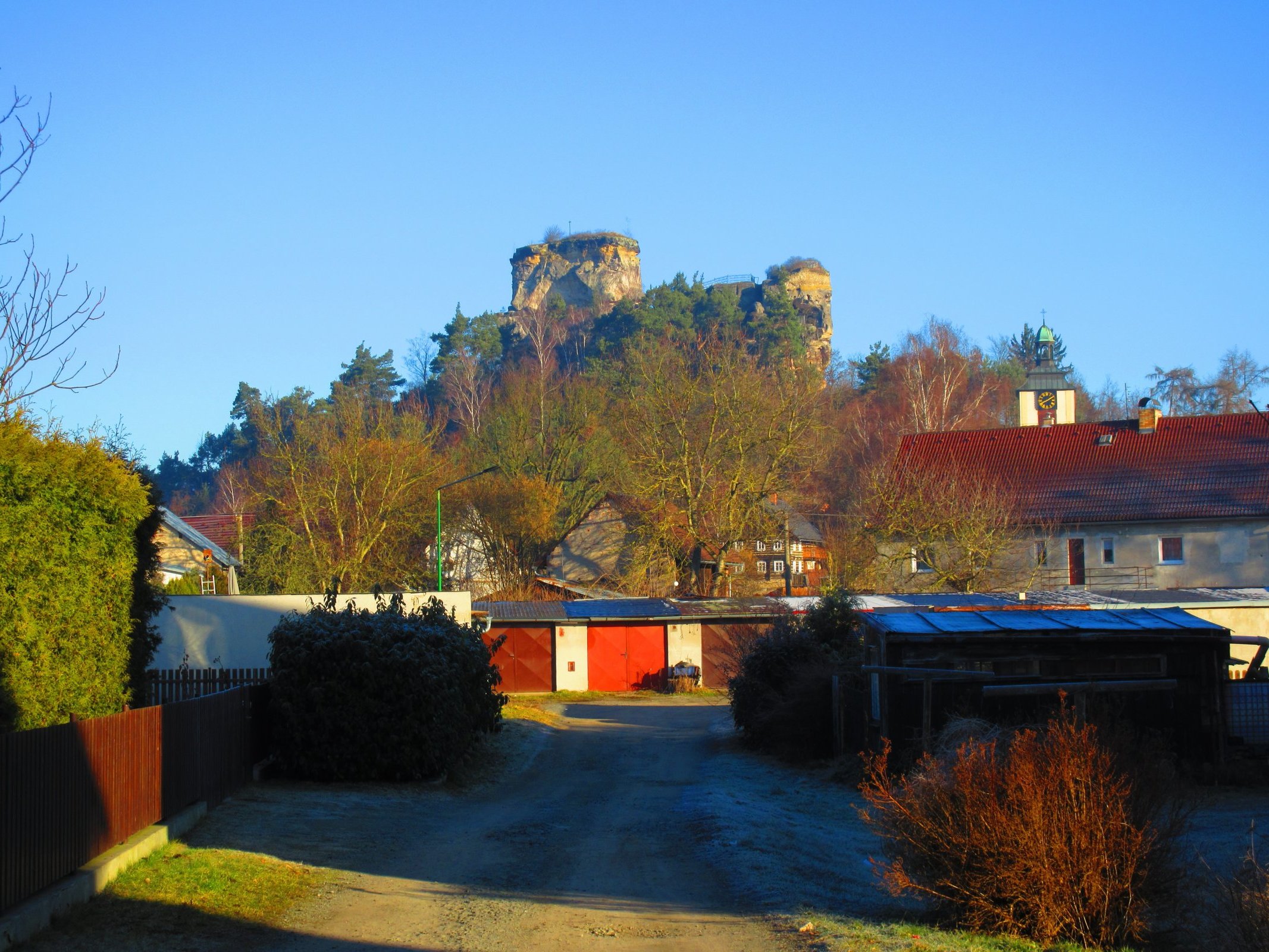 Jestřebský zámecký kopec (Habseiner Schlossberg, Jestřebí)