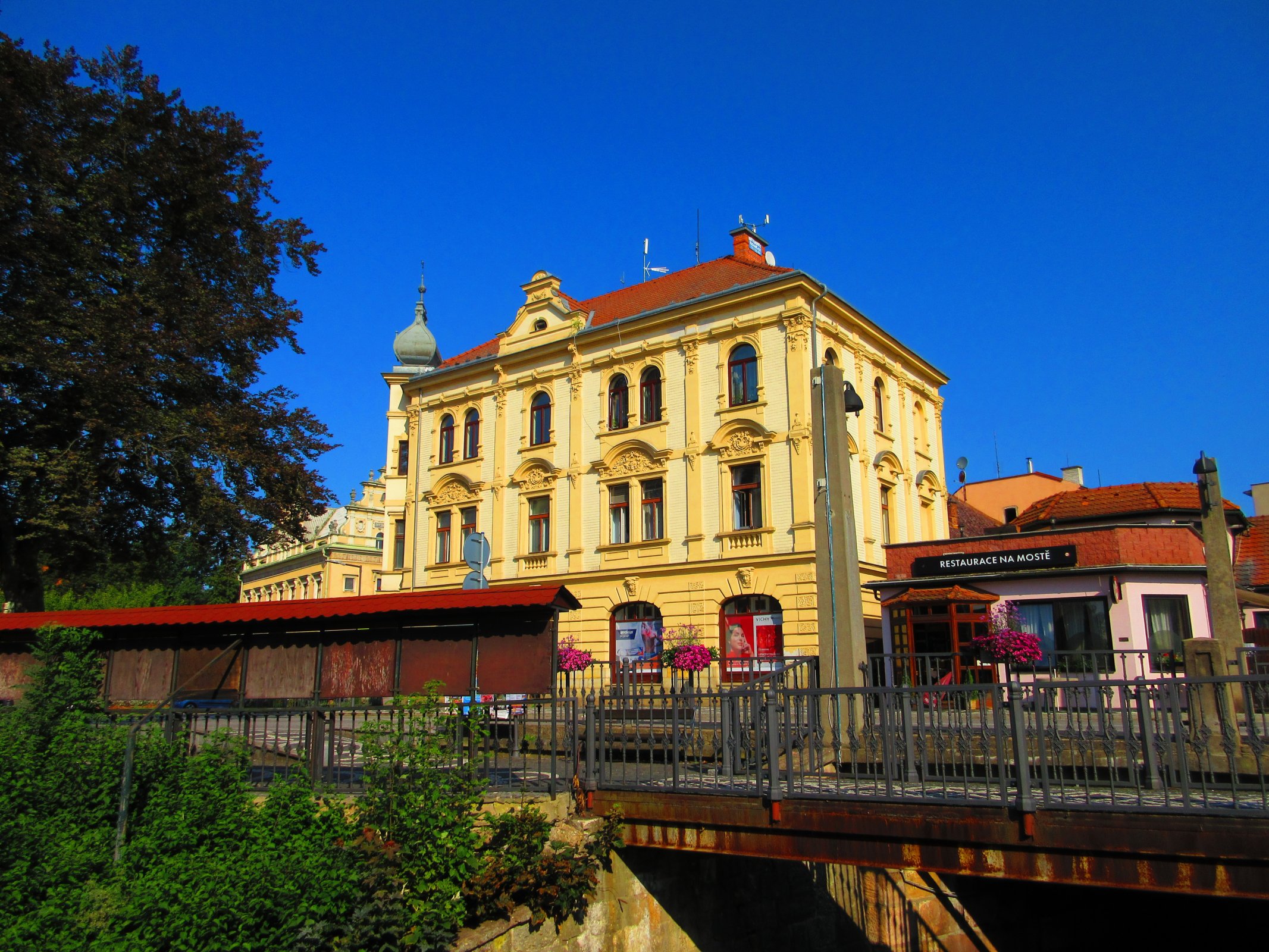 Dům „U České koruny“ v Lázních Bělohradě
