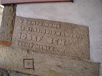 Pamětní deska Josefu Bekovi na čp. 3 (Hradec Králové)
