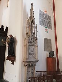Pomník padlým vojínům c. k. 18. pěšího pluku (Hradec Králové)