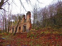 Zaniklá hájovna Mauerschin (Knínice u Touchořin)