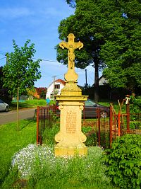 Kříž u čp. 57 (Máslojedy)