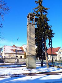 Zvonice Církve československé na Pouchově (Hradec Králové)