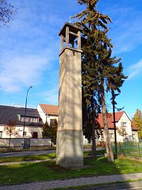 Zvonice Církve československé na Pouchově (Hradec Králové)