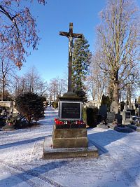 Hřbitovní kříž na Pouchově (Hradec Králové)